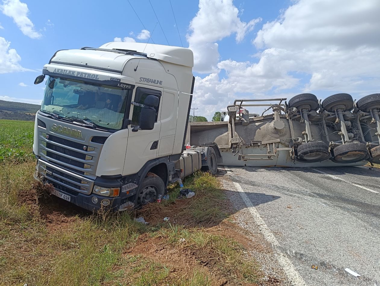 Tokat'ta TIR kazası