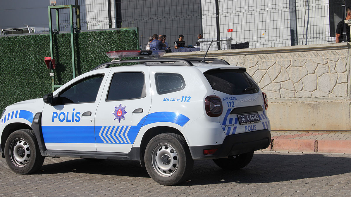 Fabrikada silahlı saldırı: 1 ölü