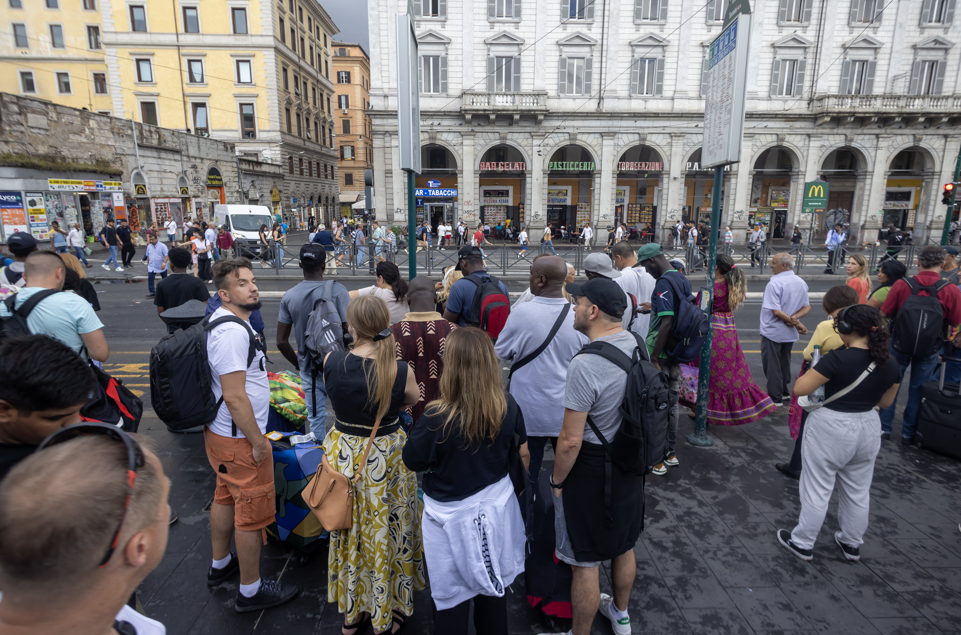 Ulaşım işçileri greve gitti