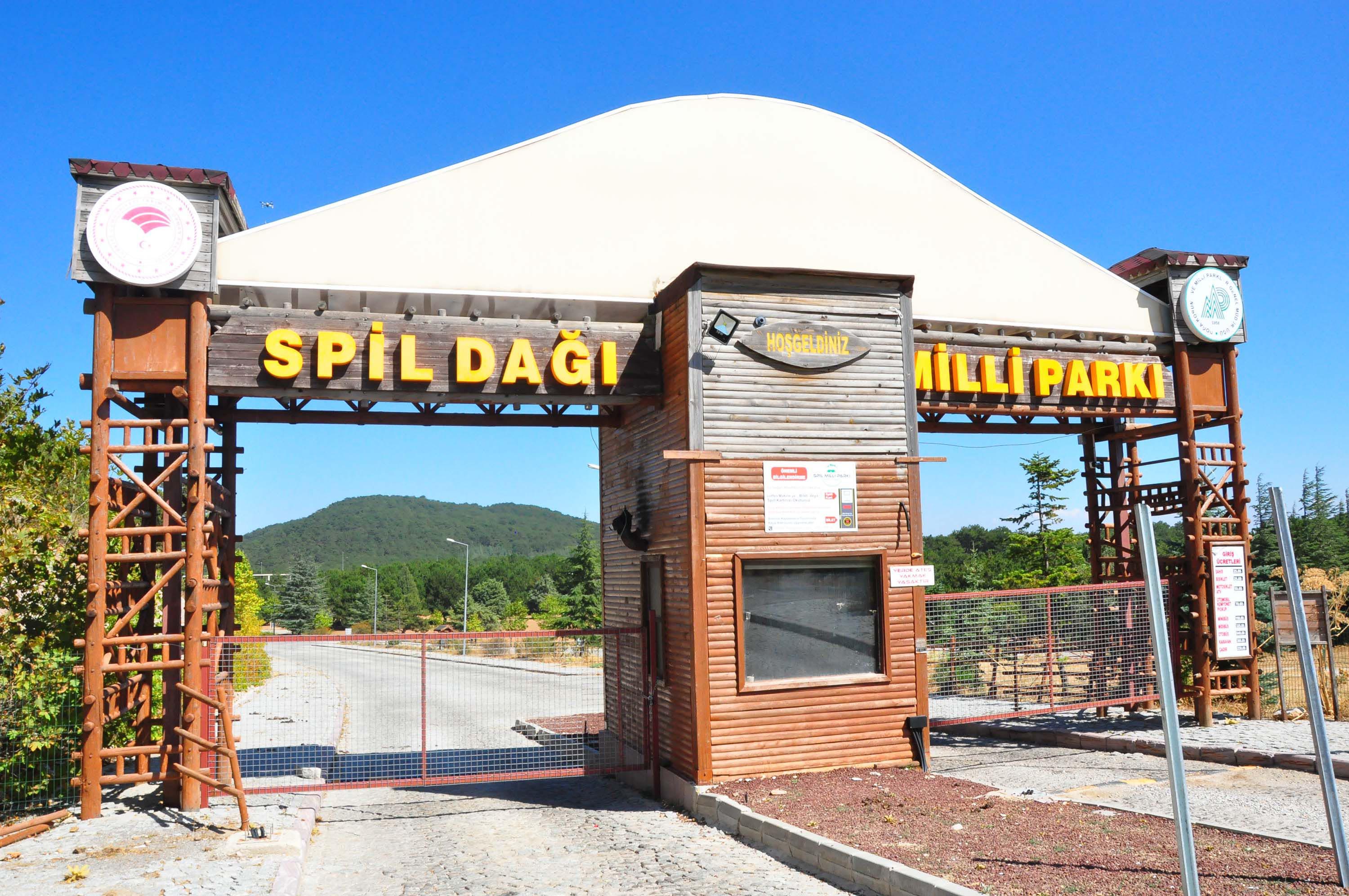 Spil Dağı Milli Parkı'nın girişleri kapandı