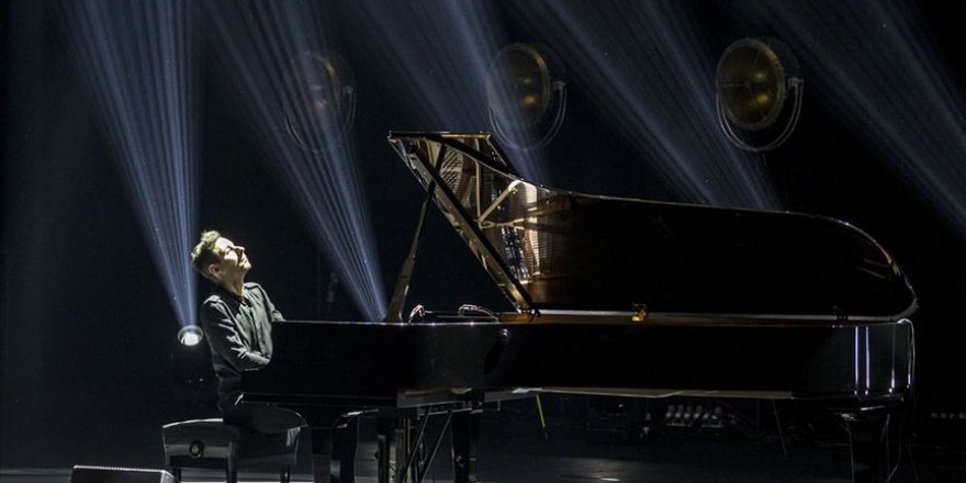 'En hızlı piyanist' İstanbul'da konser verdi