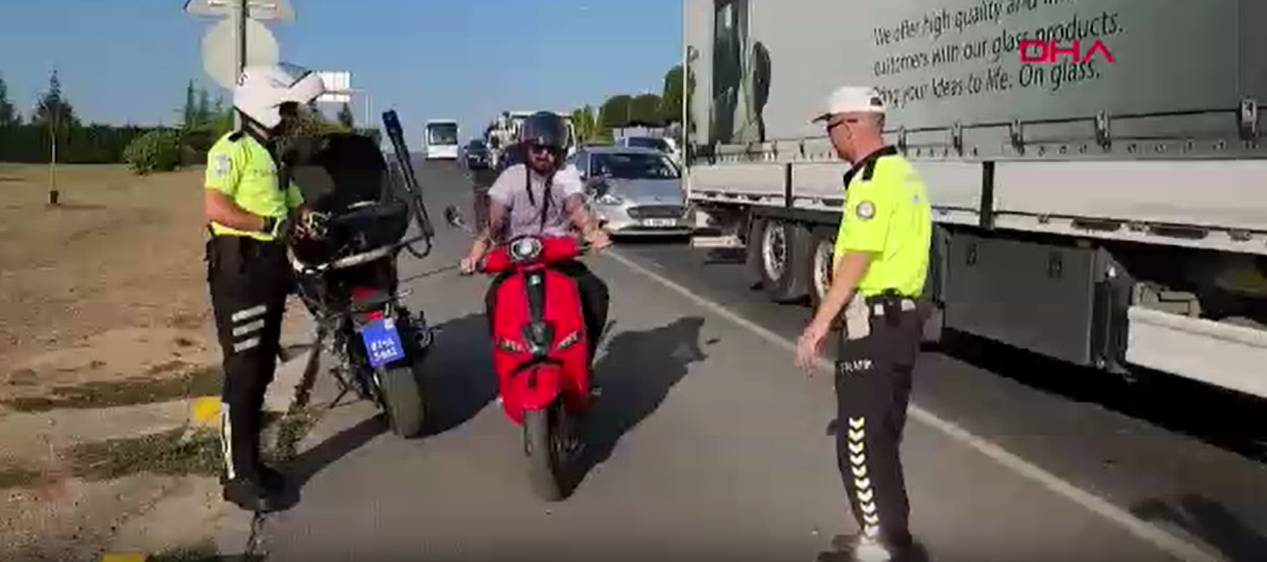 Kasksız sürücüye 691 TL ceza