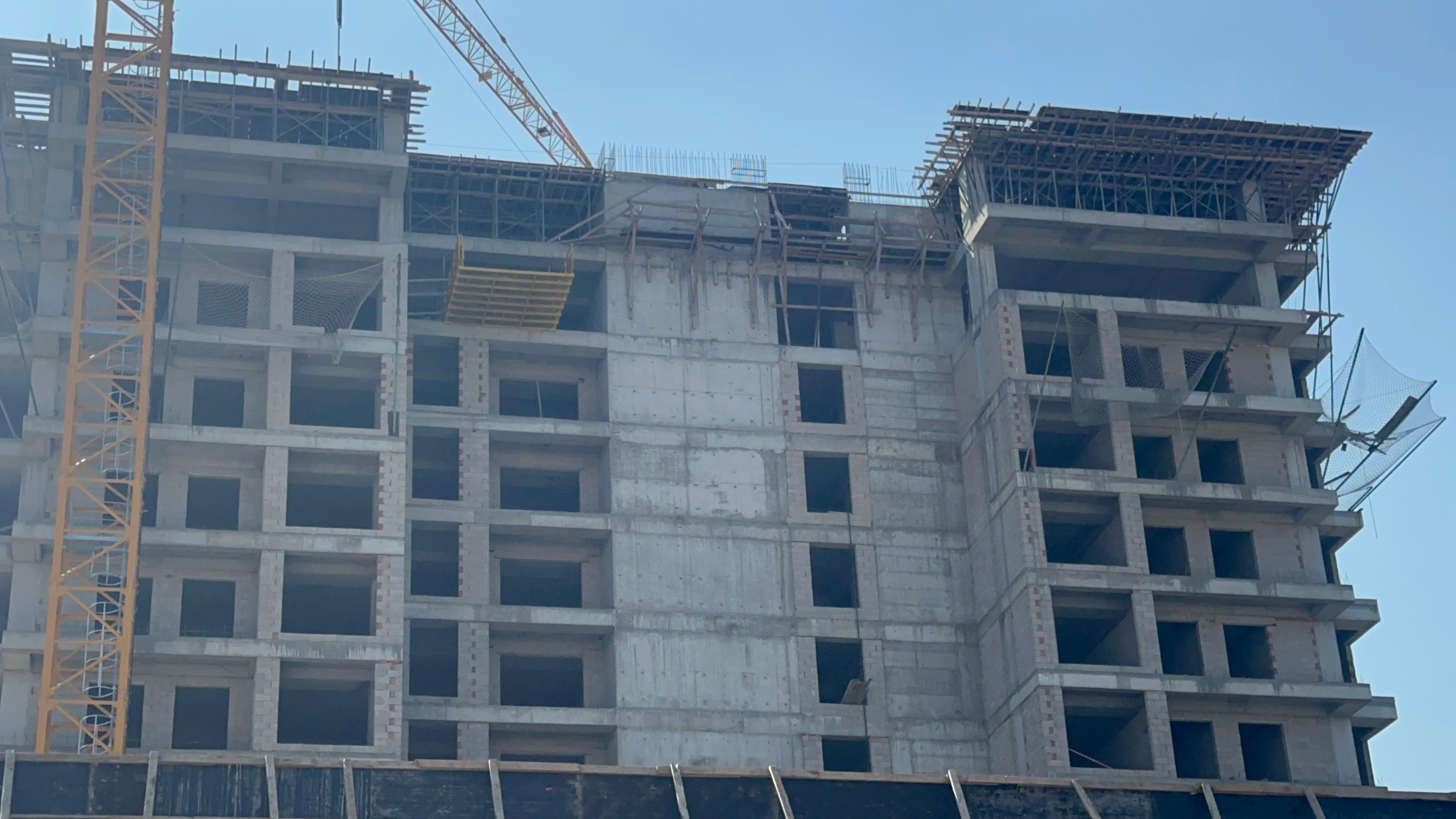 Bursa'da 8'inci kattan düşen işçi can verdi