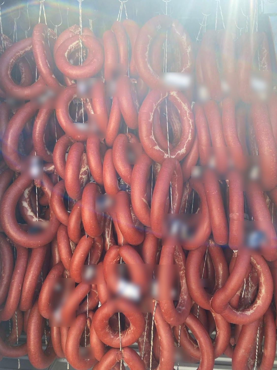 2 Bin 400 kilo sucuk imha edildi