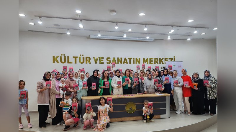 Osmangazi Belediyesi kadınların kitaba erişimini kolaylaştırıyor