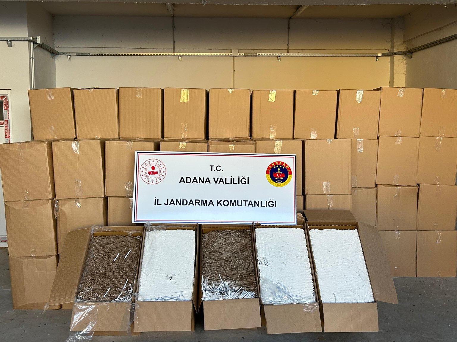 Adana'da milyonlarca makaron ele geçirildi