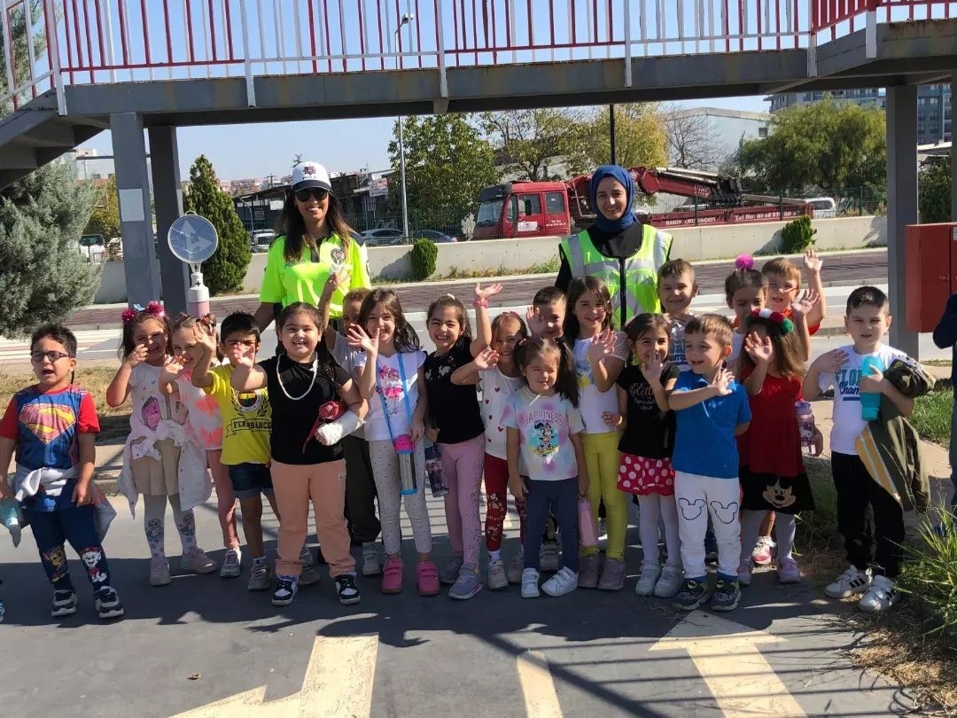 Edirne'de küçük çocuklara trafik eğitimi verildi