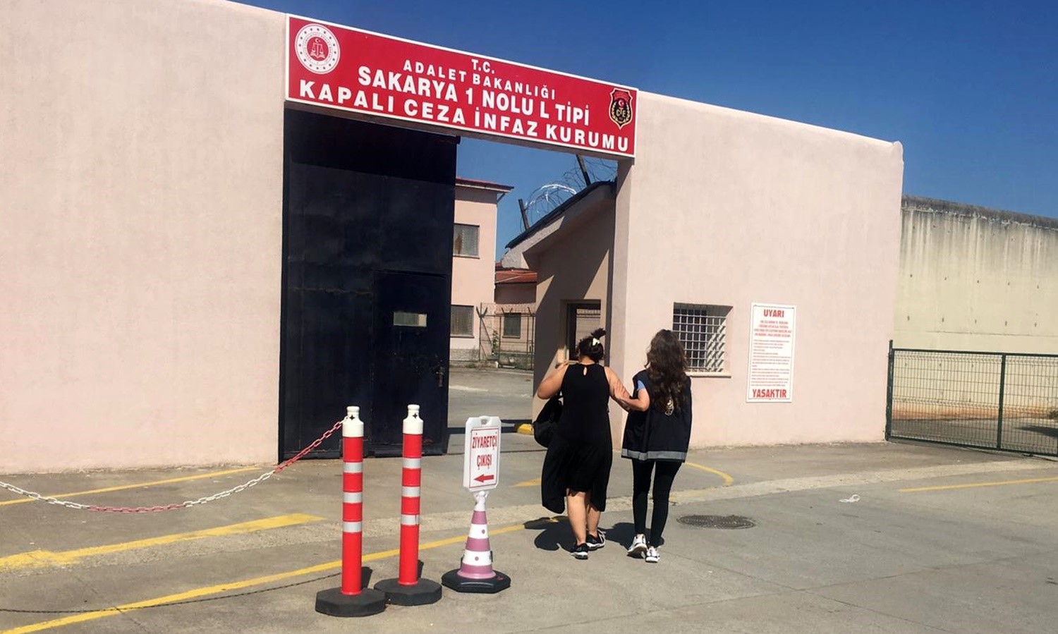 12 yıl hapis cezası olan kadın tutuklandı