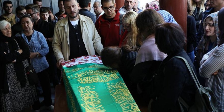 Neslican Tay son yolculuğuna uğurlandı