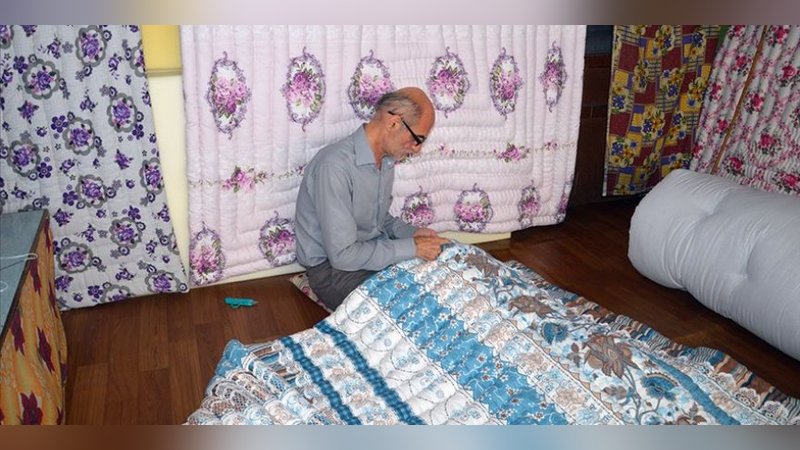 50 yıllık yorgan ustası teknolojiye direniyor