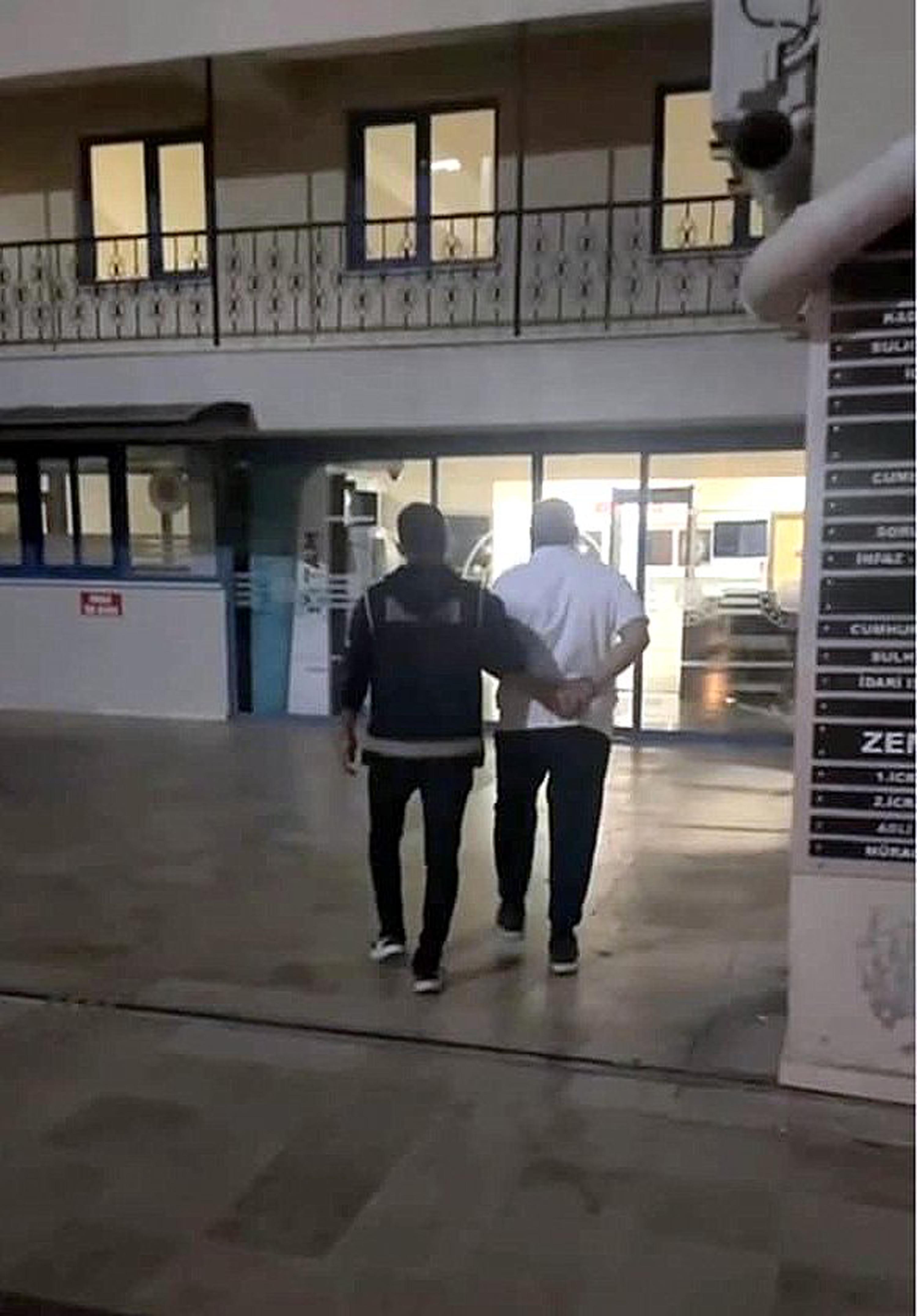 Muğla'da FETÖ üyesi İsviçre kimliği ile yakalandı