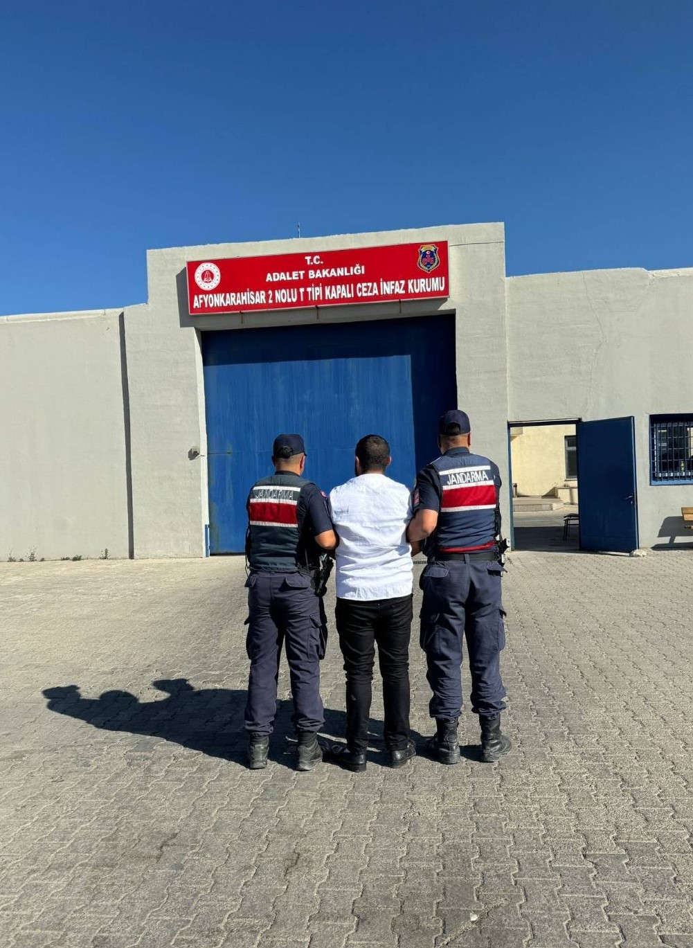 18 ayrı suç kaydı olan şahıs Jandarmadan kaçamadı