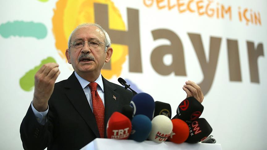 Bu anayasa geçerse bütün yetkileri bir kişiye veriyoruz