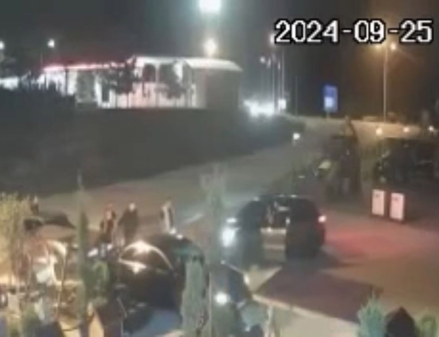 Lüks cipiyle aynı araca defalarca çarptı