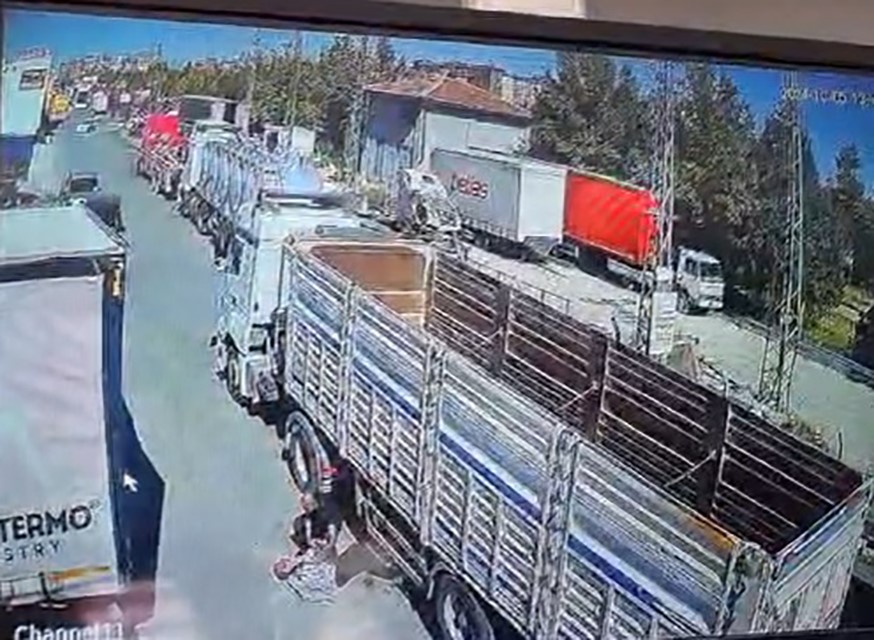 Konya'da yaşanan akılalmaz kaza neticesinde bir kişi ağır yaralandı