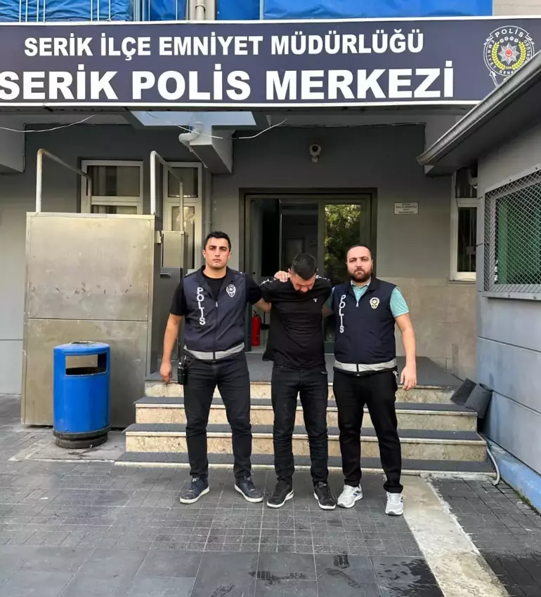 Antalya’da firari hırsız yakalandı: 31 suçtan kaydı var