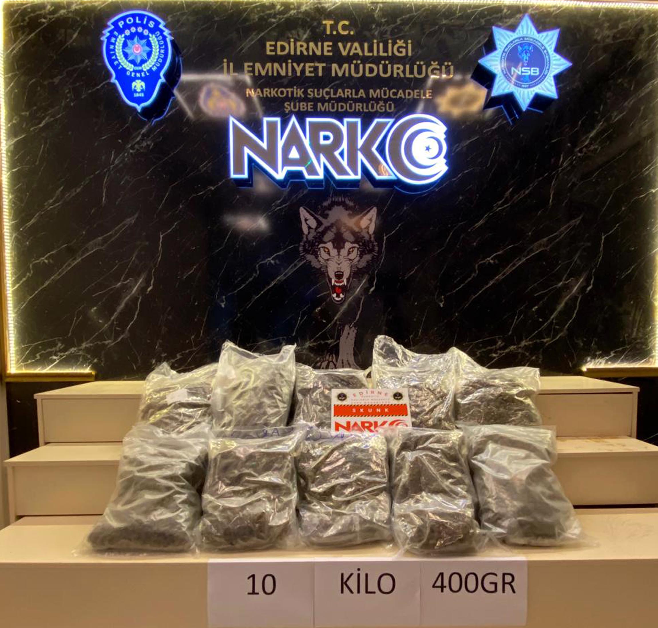 Edirne'de 10 kilo skunk ele geçirildi