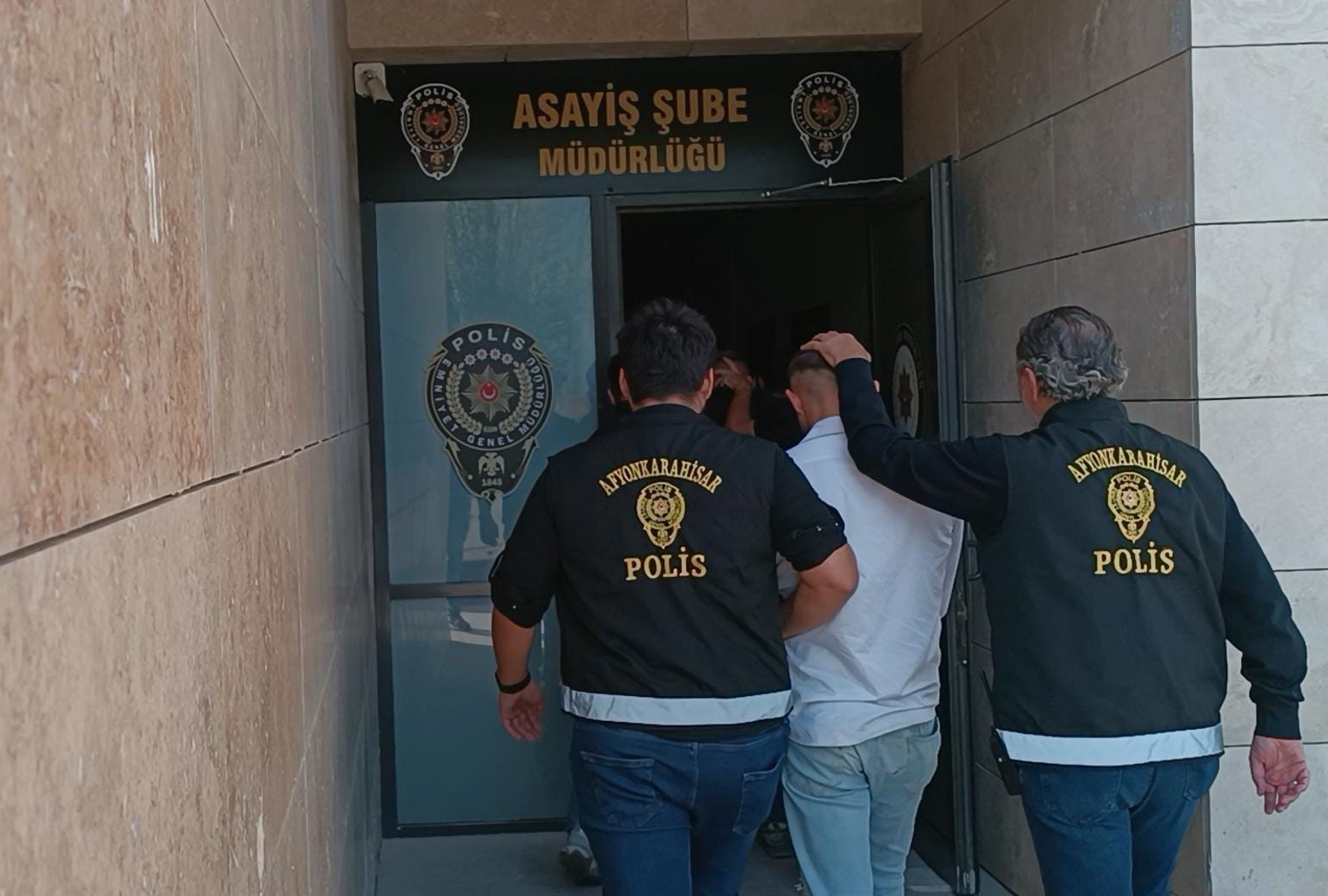 Afyon'da trafik magandaları yakalandı