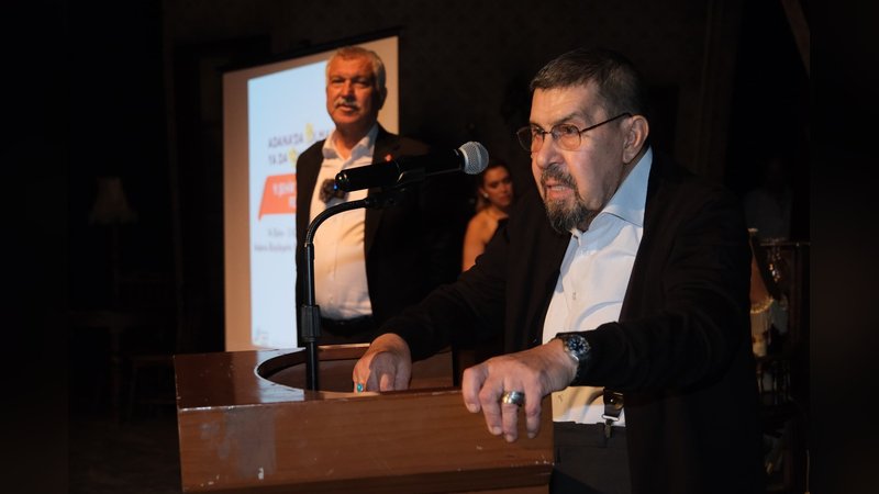 Adana Büyükşehir Belediyesi 9. Şehir Tiyatroları Festivali başladı