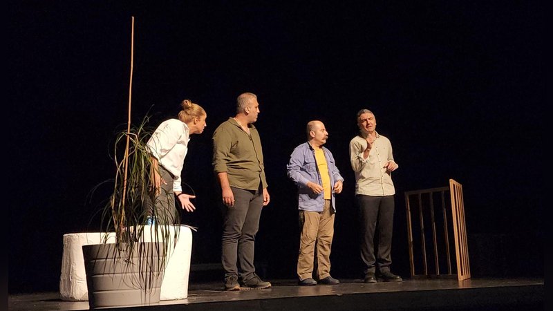 Yenişehir Belediyesi Şehir Tiyatrosu Maltepe’de sahne aldı