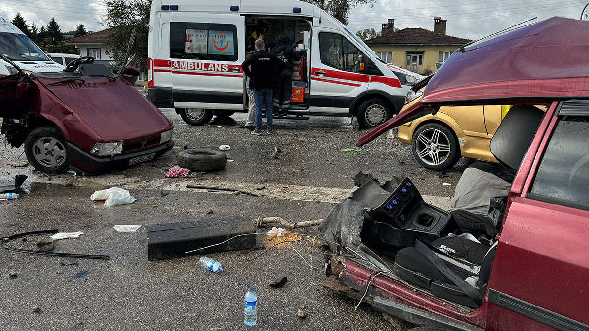 Bartın'da ortalık savaş alanına döndü: 6 yaralı