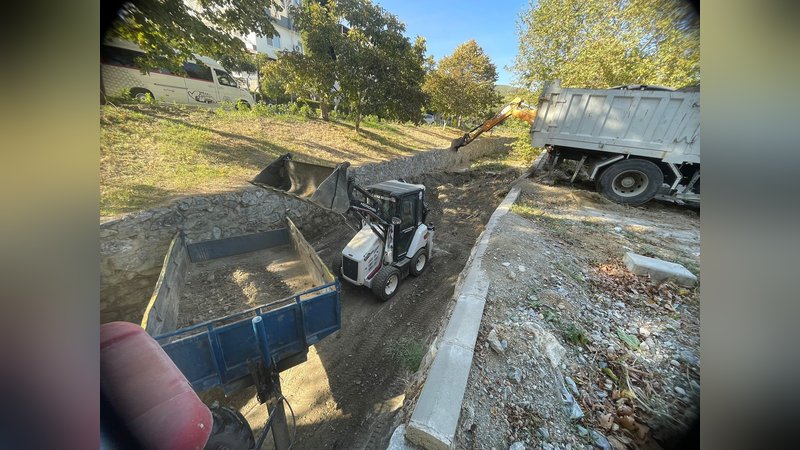 Söke Belediyesi'nden Yenikent Deresi'nde kapsamlı çalışma