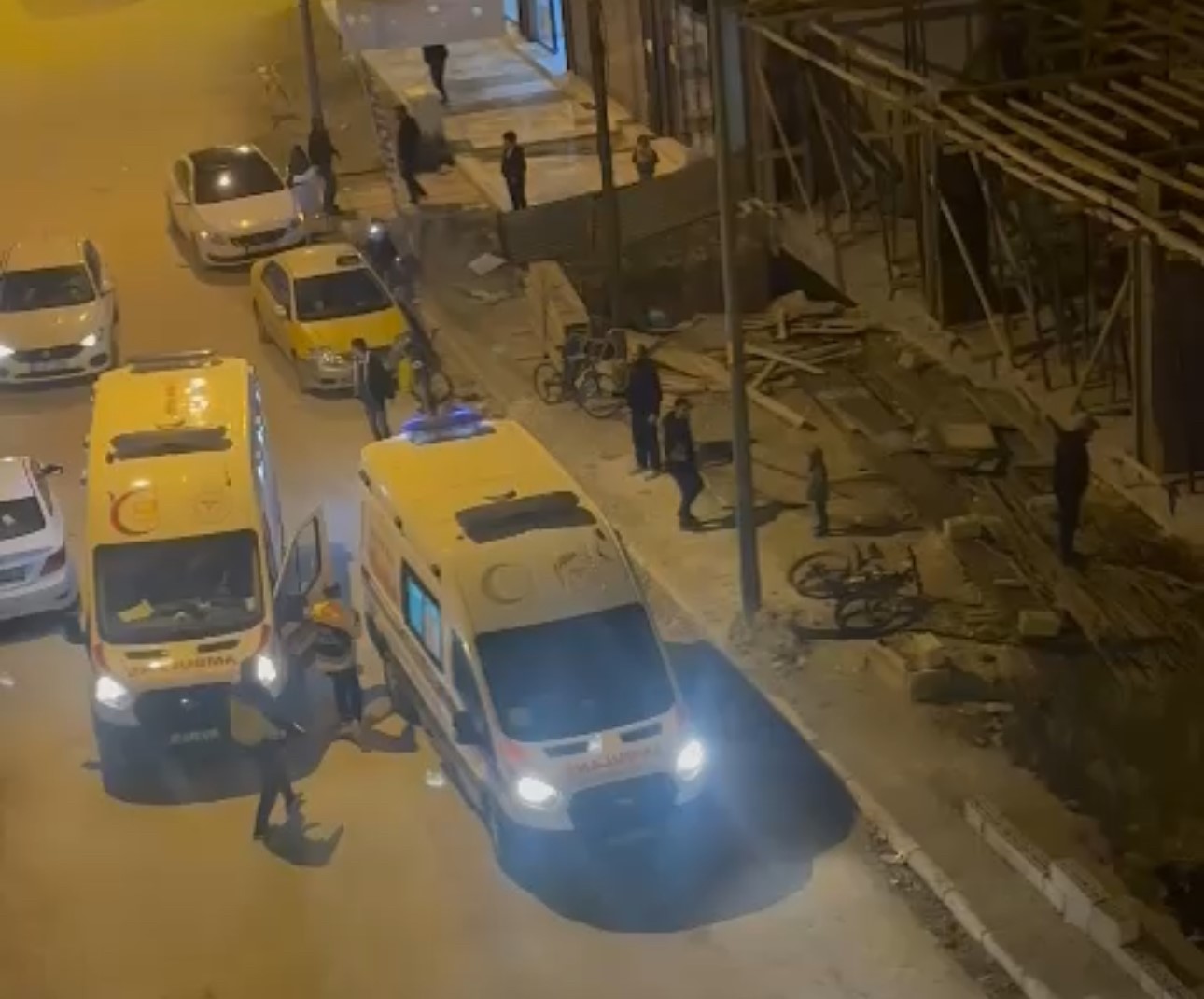 Karı-koca asansör boşluğuna düştü: 1 ölü, 1 yaralı