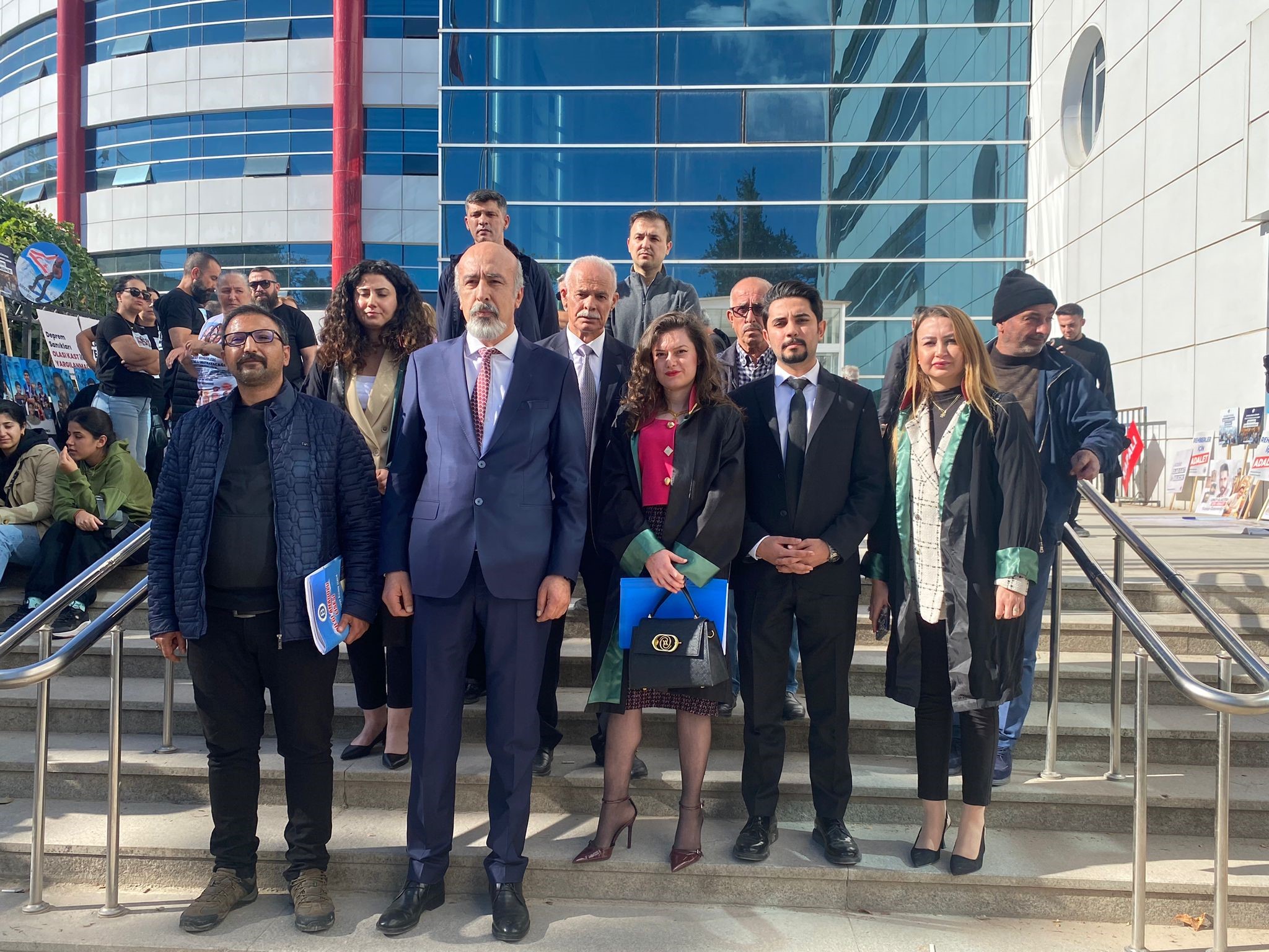 Besni Yukarı Şehir Konutlarının müteahhitti tutuklandı