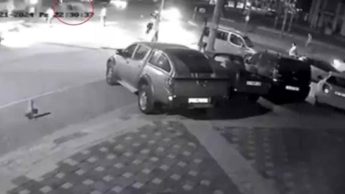 Işık ihlali yaptığı motosikletiyle otomobile çarpıp öldü