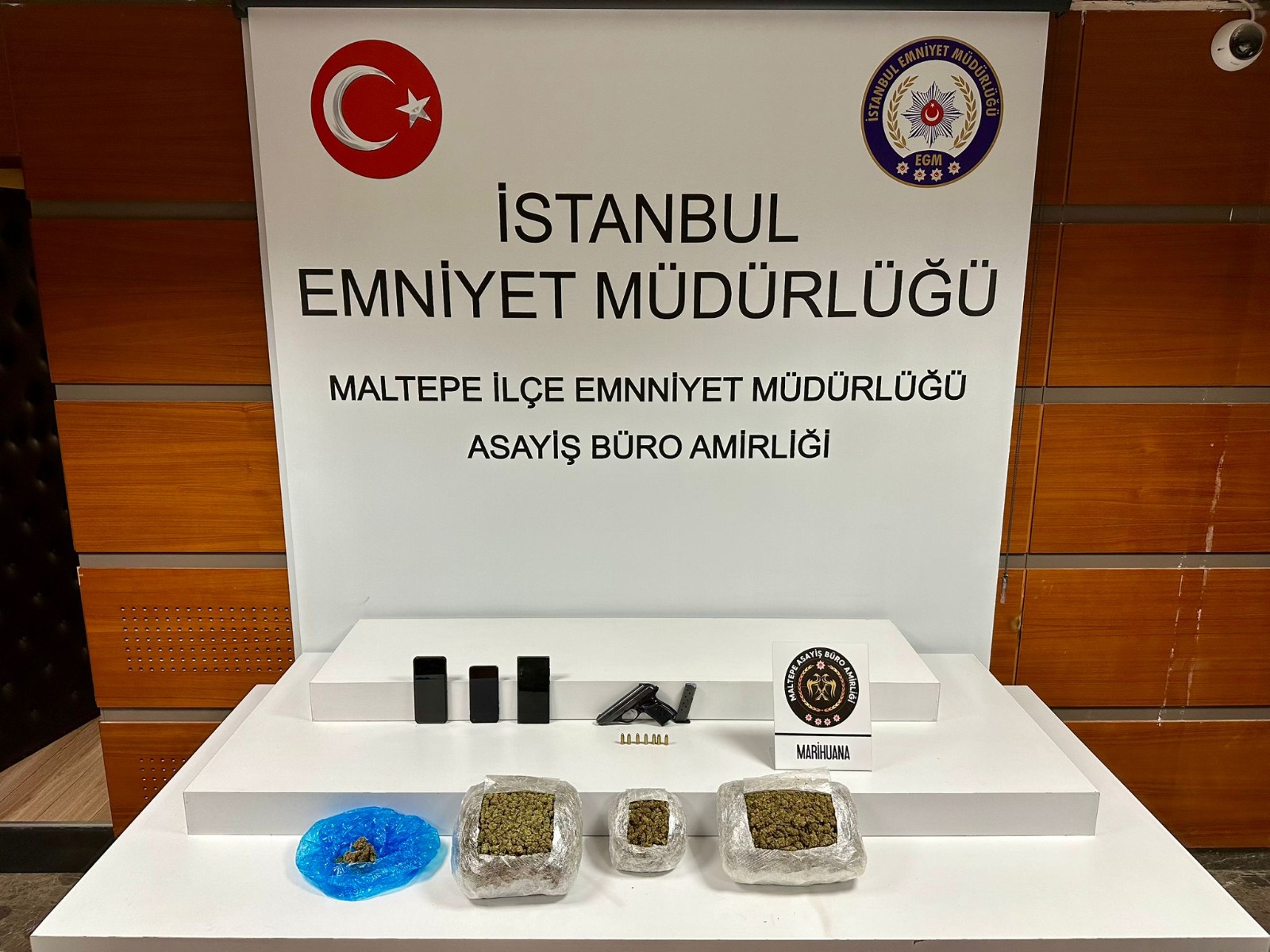 Maltepe'de uyuşturucu operasyonu: 2 tutuklama