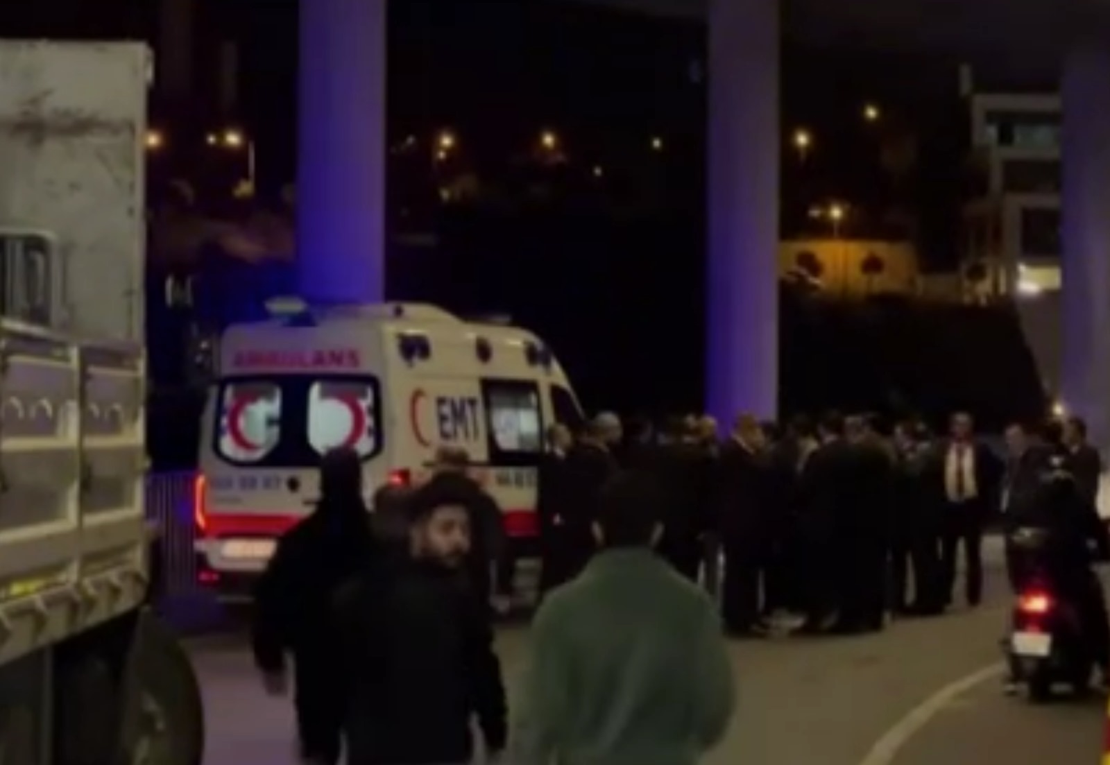 Galatasaray-Beşiktaş derbisinin ardından yumruklu saldırı