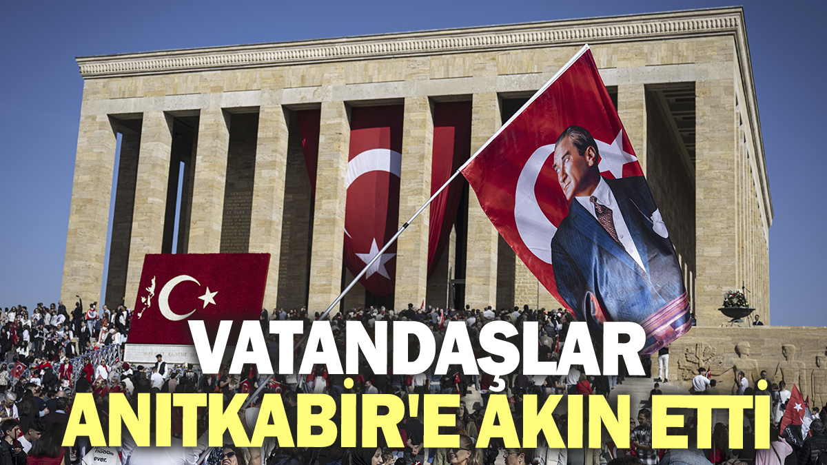 Vatandaşlar Anıtkabir'e akın etti. Cumhuriyet coşkusu