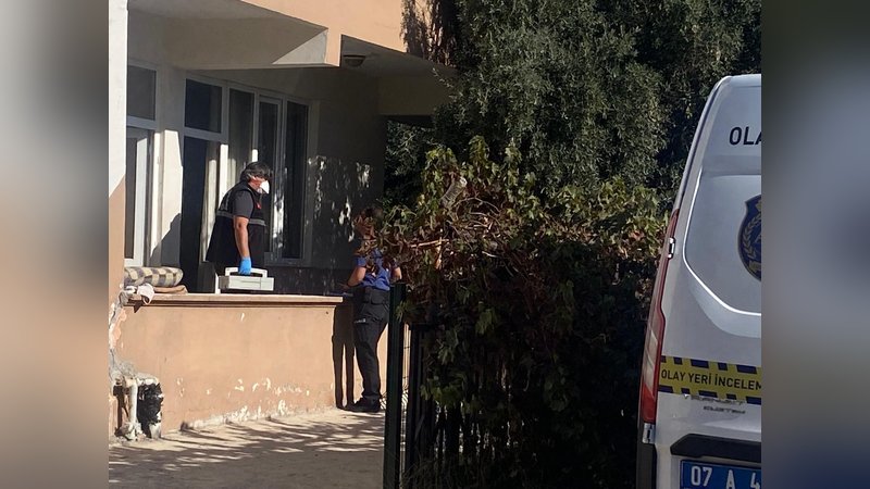 76 yaşındaki adam evinde ölü bulundu