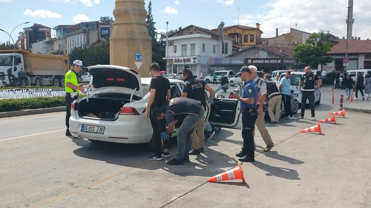 Çorum polisinden şok uygulama