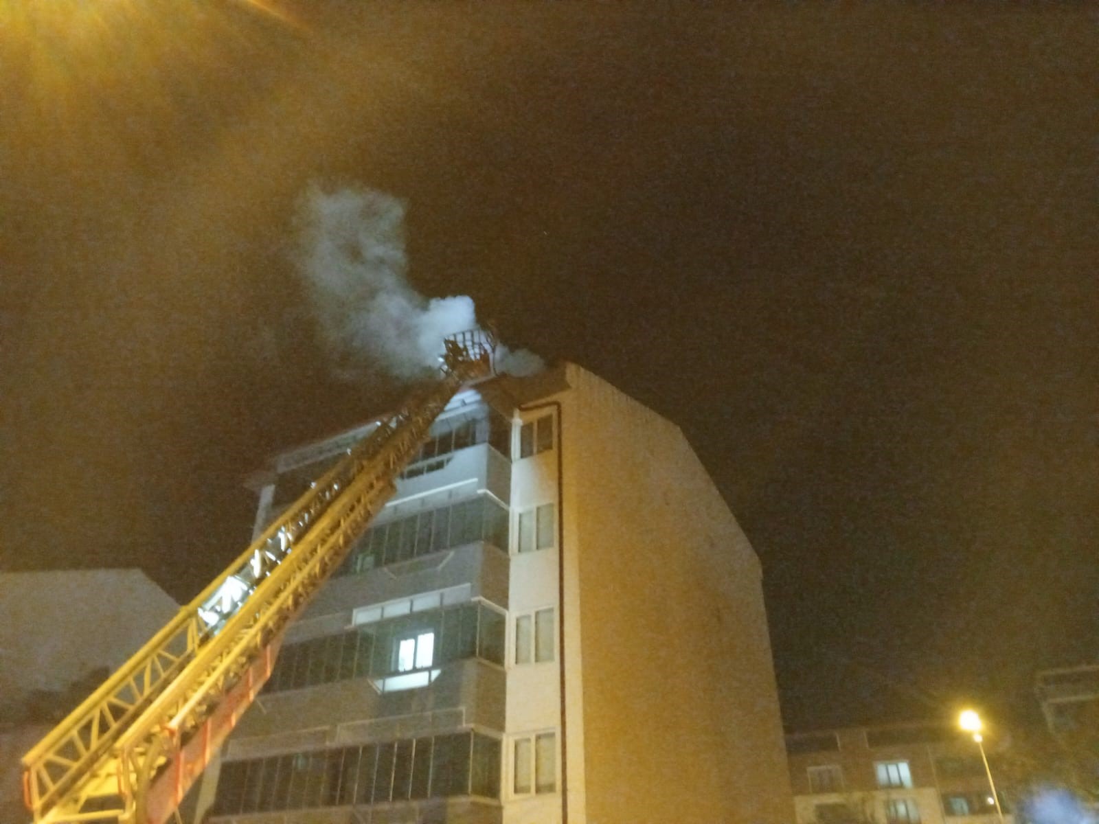 Baca yangını yürekleri ağıza getirdi