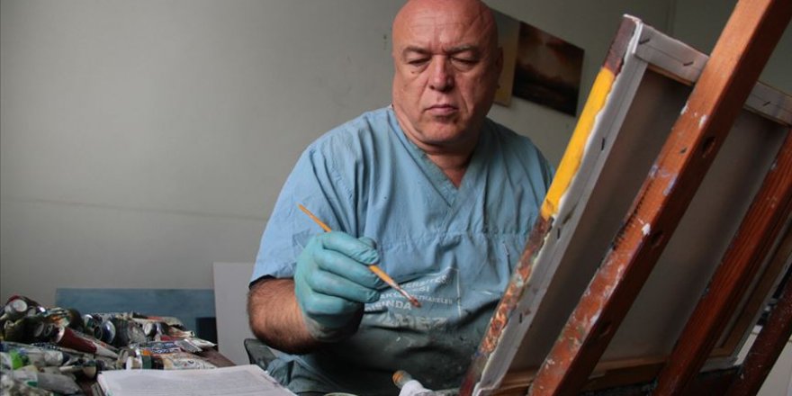 Fakültede dekan evde ressam