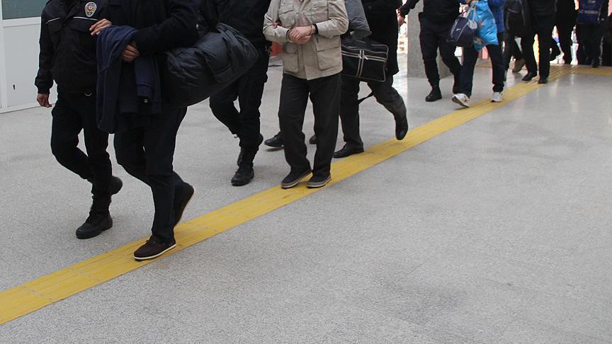 FETÖ şüphelisi 40 polis tutuklandı