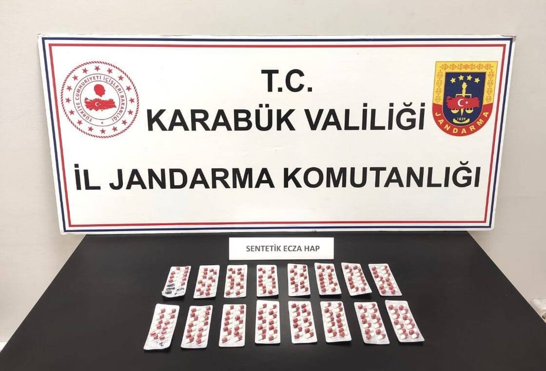 Karabük'te uyuşturucu operasyonlarında çok sayıda hap ele geçirildi