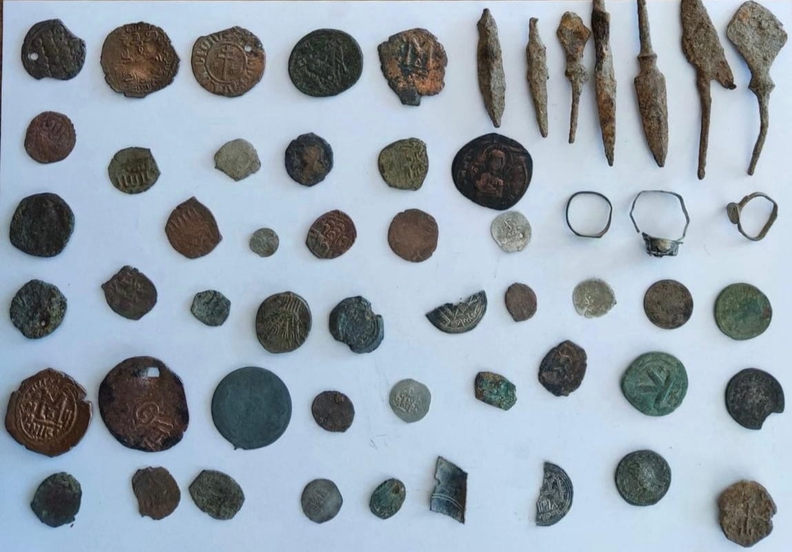 Tarihi eser kaçakçılarına yakayı eleverdi