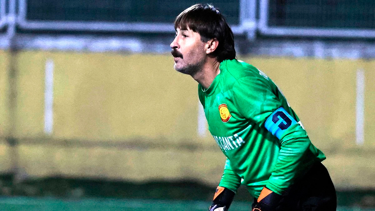 Jübilesinden 22 yıl sonra yeşil sahalara geri döndü!