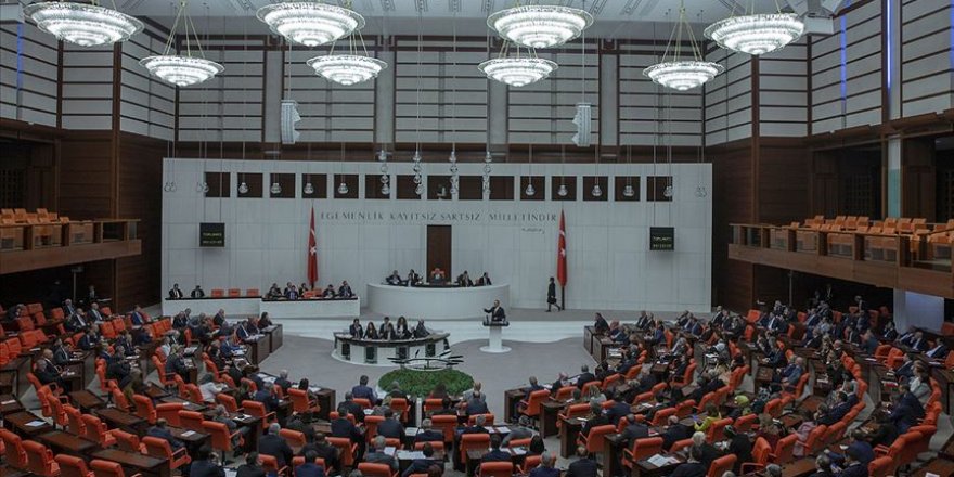 TBMM'de gündem Cumhurbaşkanlığı tezkeresi
