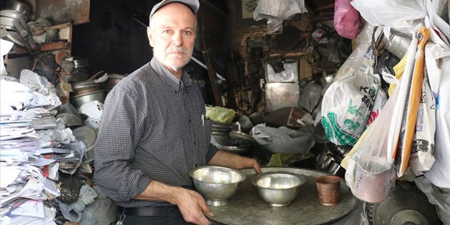 Mesleğini 'Zanaat kanaattir' diyerek ayakta tutuyor
