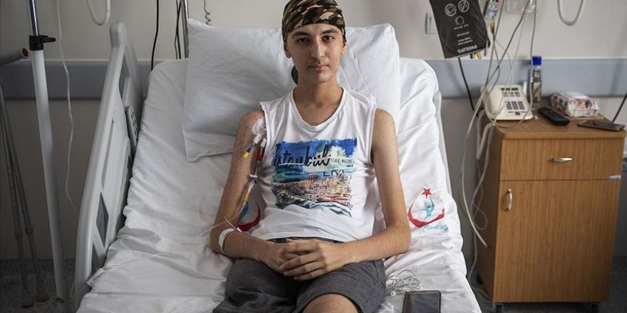 Kendi kök hücresinden yapılan nakille kanseri yendi