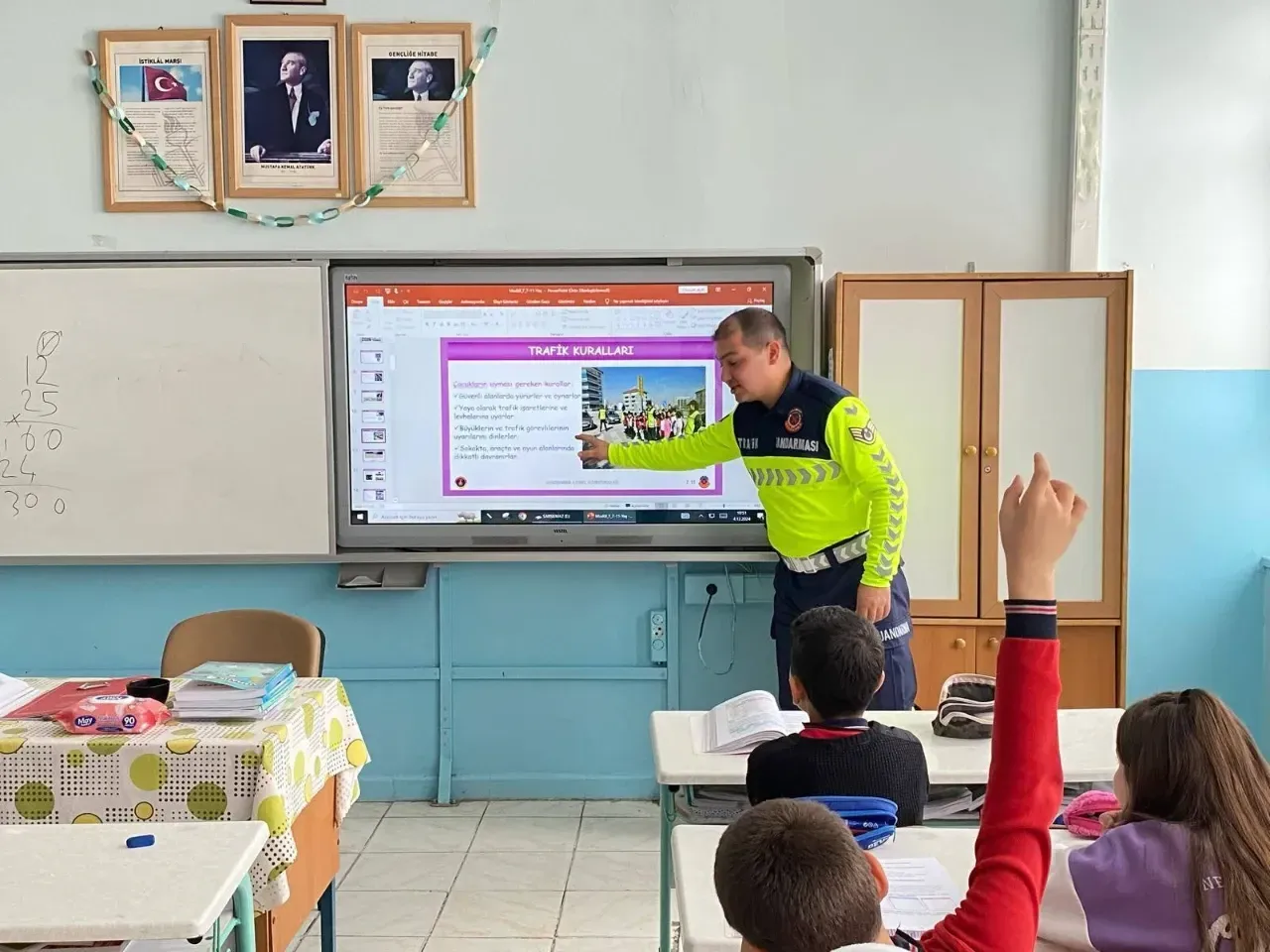 Çocuklara trafik bilinci kazandıracak proje okullarda