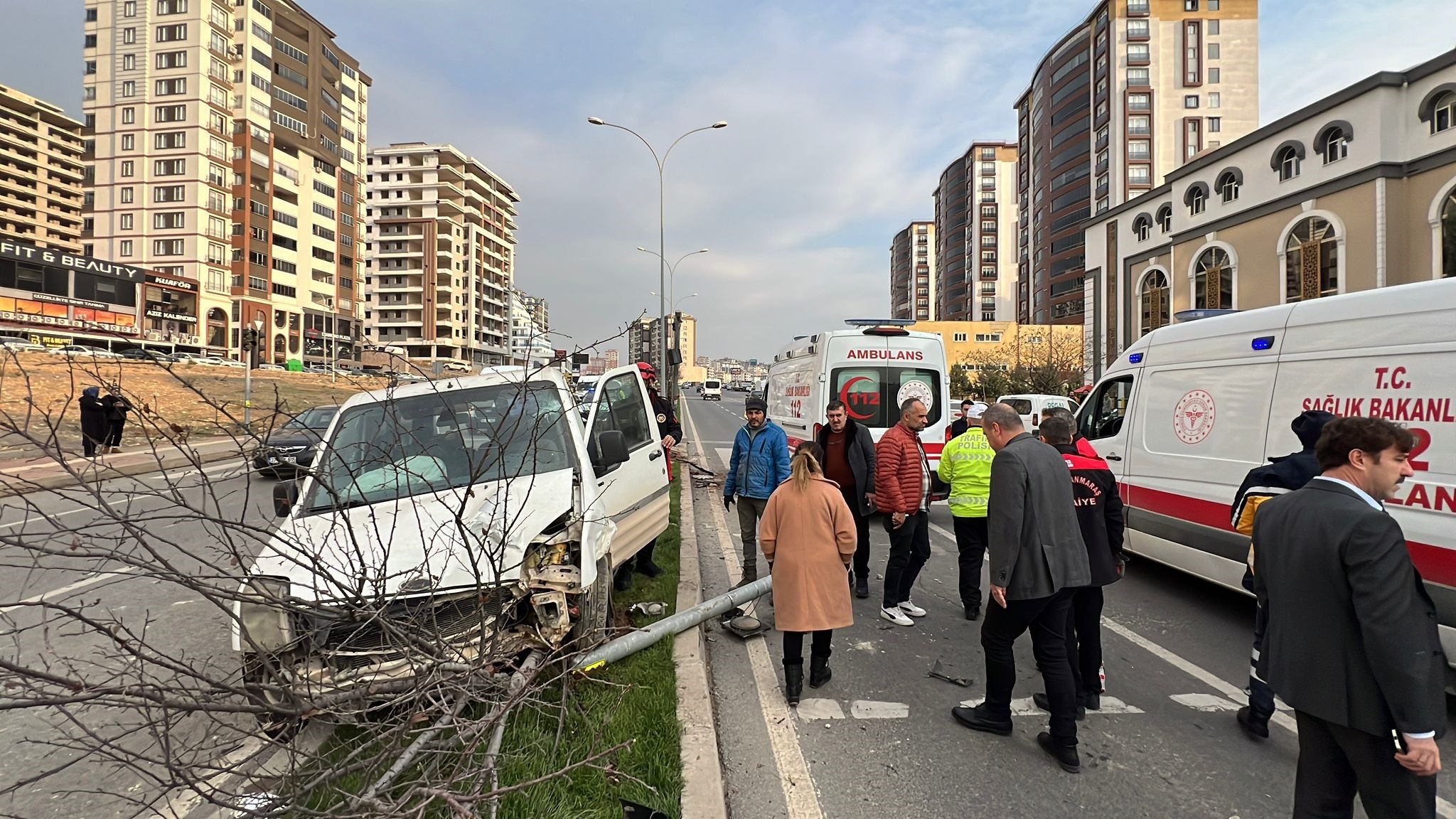Kahramanmaraş’ta direksiyon hakimiyetini kaybetti yayaya çarptı