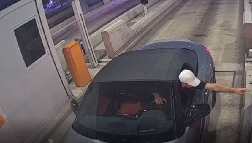 Çalınan araç için 1 milyon TL fidye isteyenler polisin radarına girdi