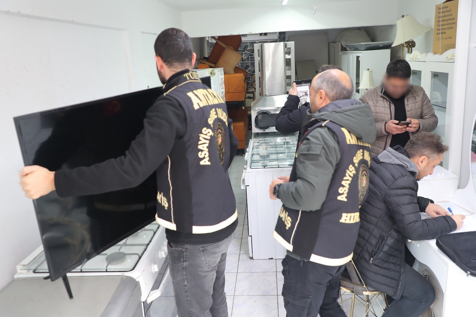İkinci el eşya alım satımı yapan işletmeler denetlendi