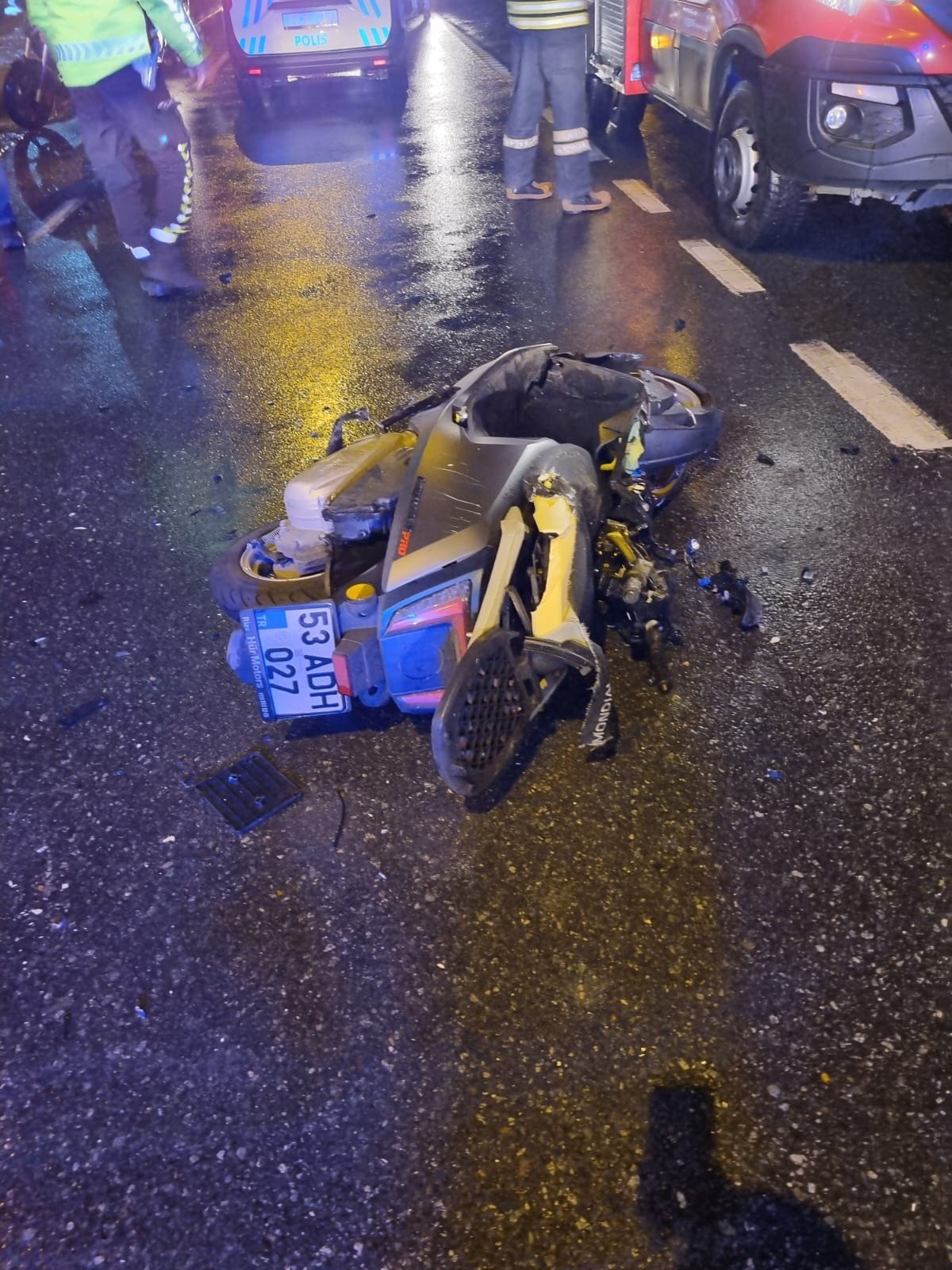 Rize'de otomobille çarpışan motosikletin sürücüsü hayatını kaybetti