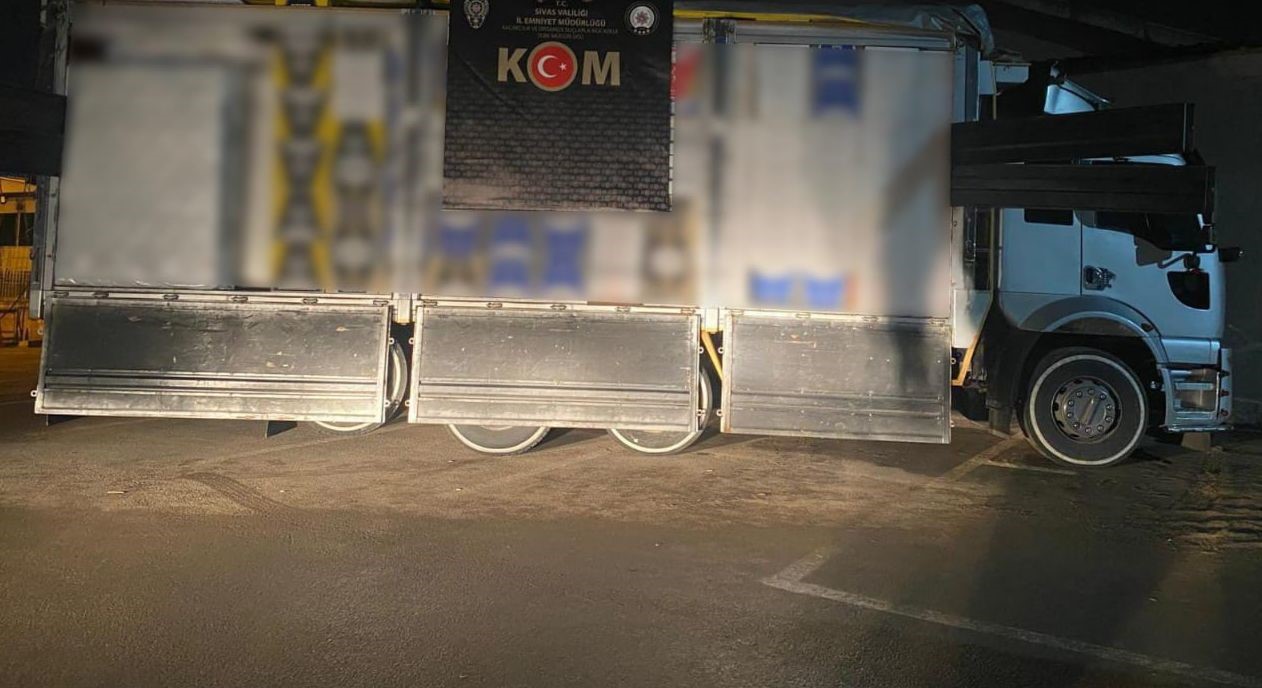 Sivas’ta 3 milyon liralık kaçakçılık operasyonu