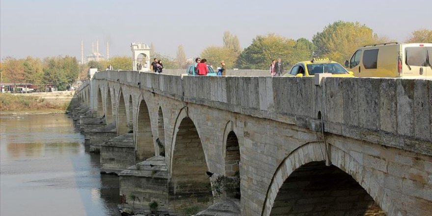 Meriç Köprüsü araç trafiğine açıldı